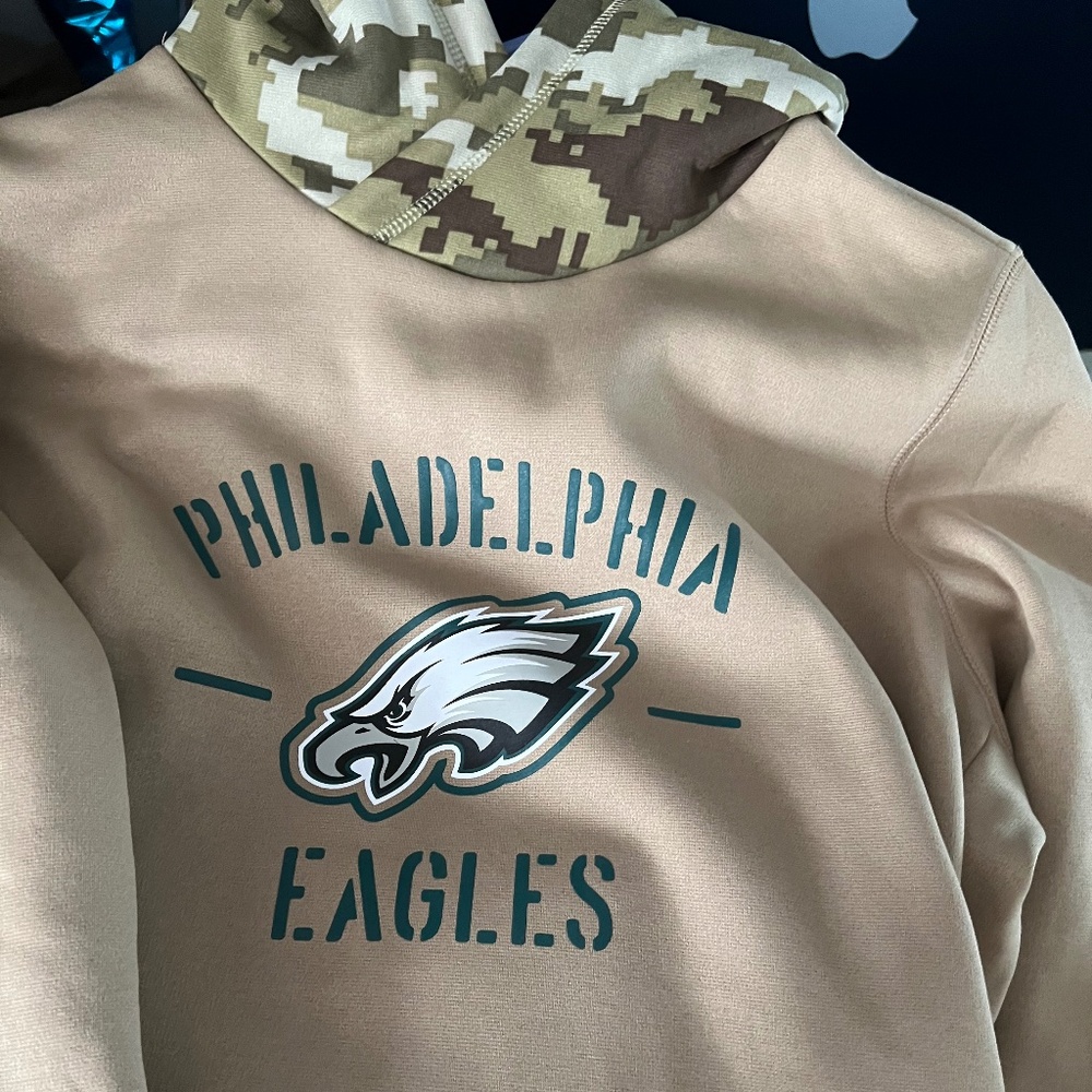 Nike Womens Eagles Salute to Services Hoodie